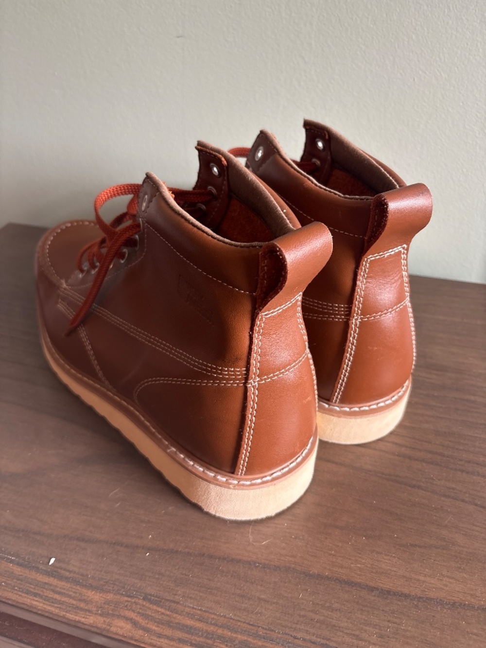 Work boots - Picture 3 of 4